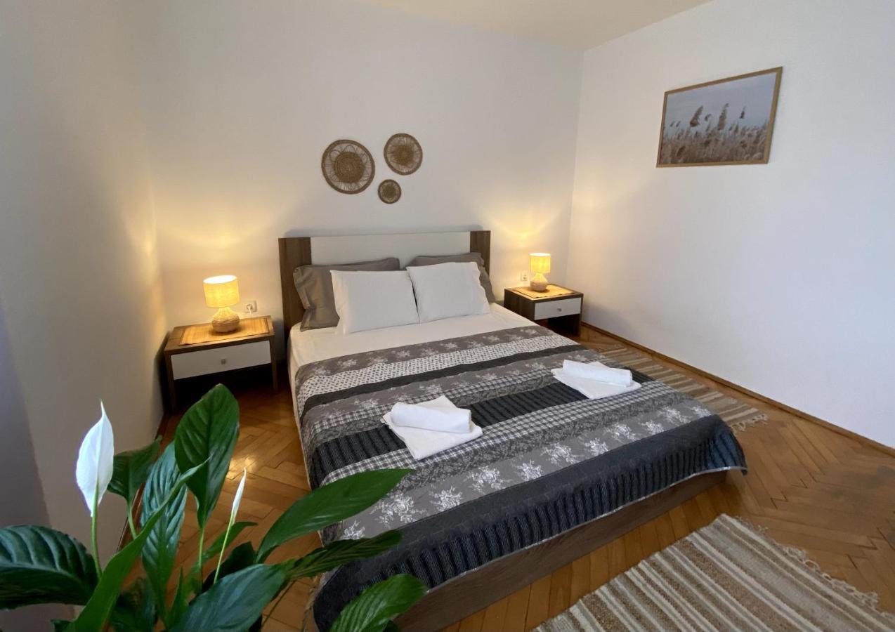 Apartman Francesca Pula Exterior foto